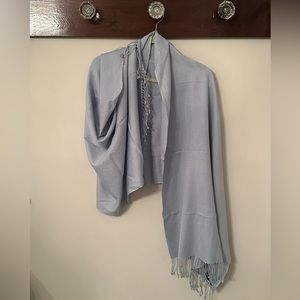 Lightweight Blue Cashmere and Silk Pashmina